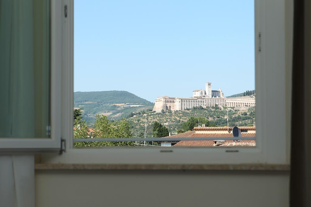 Th Assisi - Hotel Cenacolo Extérieur photo